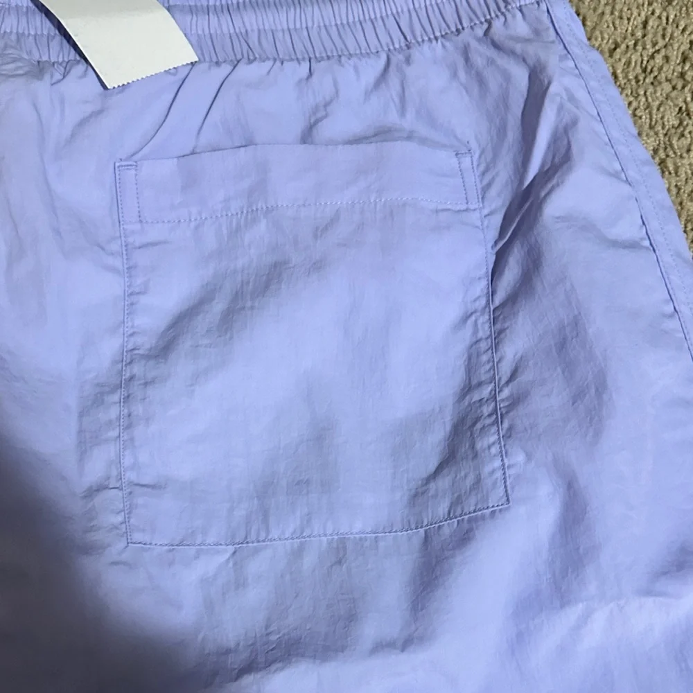 New XL men’s Adidas Lavender Shorts with White Stripes - Picture 6 of 6